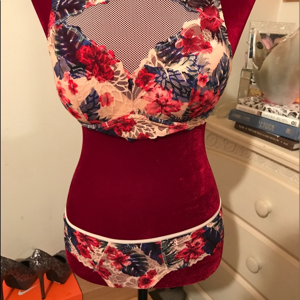 Victoria's Secret sexy 2 piece.